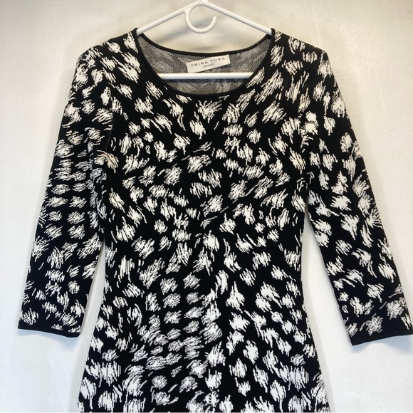 Trina Turk Women's Midi Dress White/Black Long Sleeve Size S Print Abstracto - Picture 2 of 16